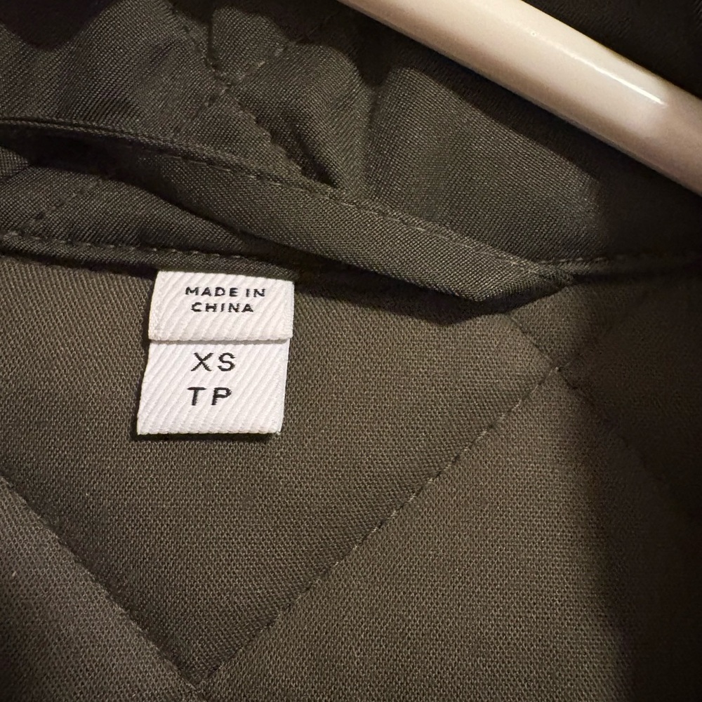 Burberry Quilted Jacket - Picture 2 of 4